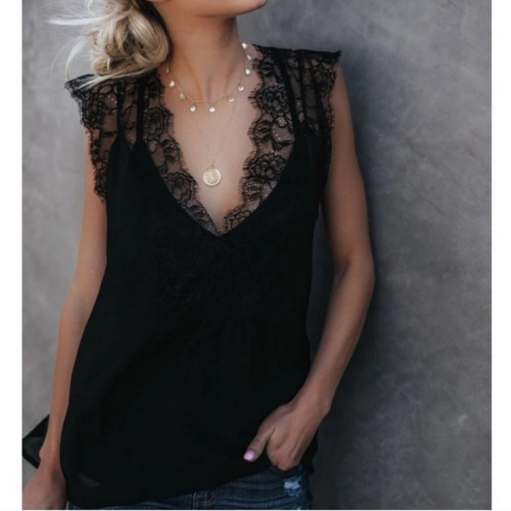Black Lace Tank Top With Removable Racerback Camisole - Picture 4 of 16